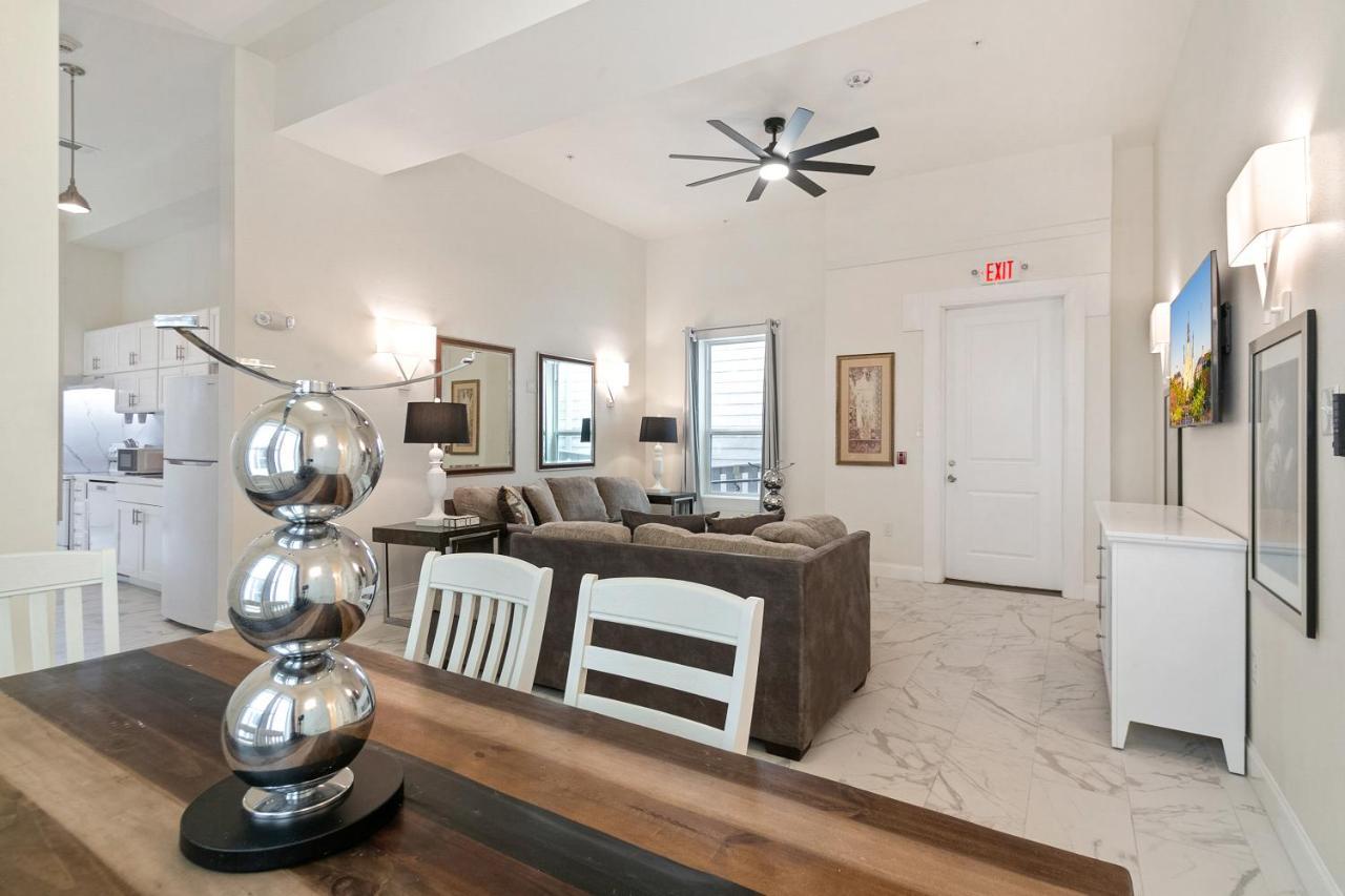 Breathtaking Condos Near French Quarter New Orleans Exterior foto