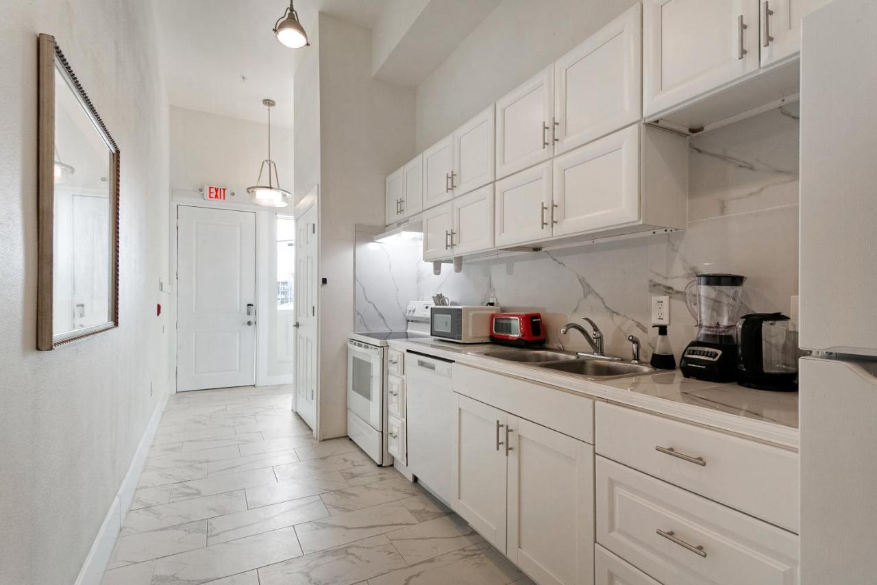 Breathtaking Condos Near French Quarter New Orleans Exterior foto