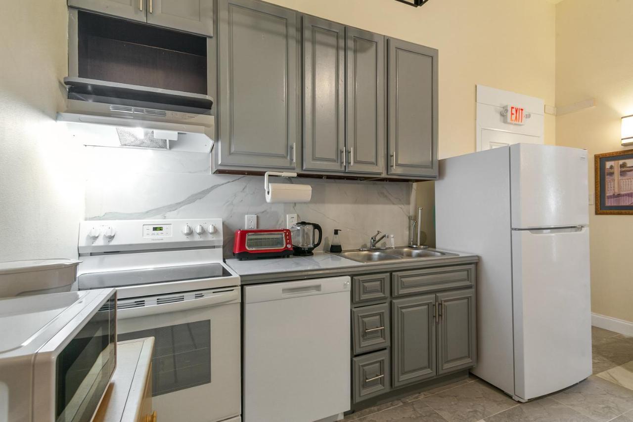 Breathtaking Condos Near French Quarter New Orleans Exterior foto