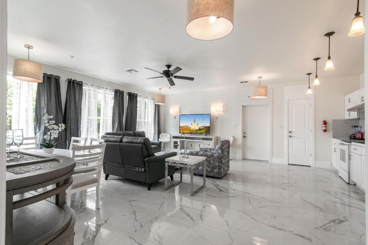 Breathtaking Condos Near French Quarter New Orleans Exterior foto